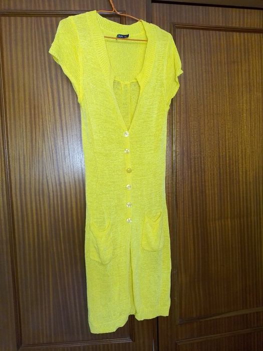 Short-sleeve yellow knitted jacket