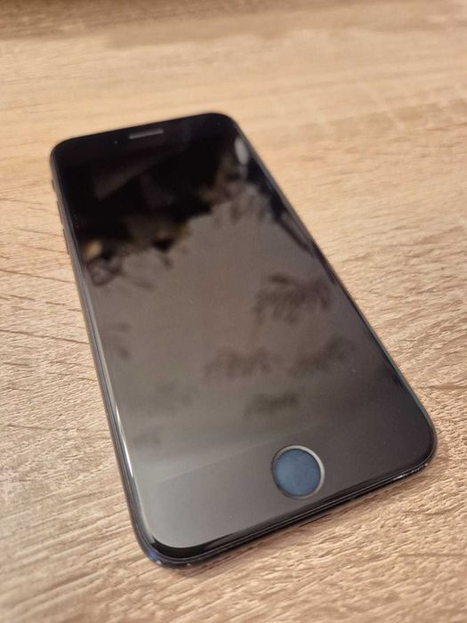 Sprzedam iPhone SE 2020!