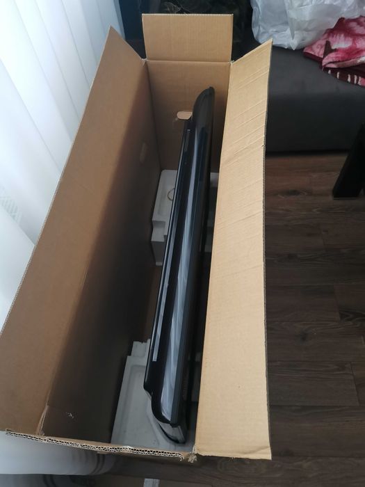 Telewizor Sharp Aquos LC-42DH77E 42" LCD + pilot + Karton/Sprawny
