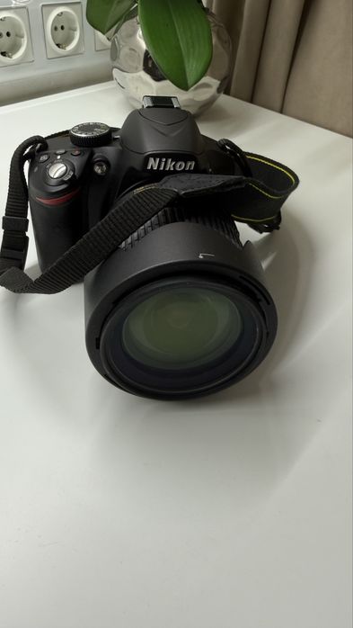 Продам фотоаппарат Nicon D3200