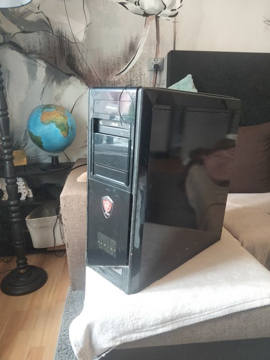 Komputer dla gracza RX 6750 XT I5 9600K