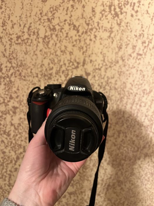 Продам Nikon D3100