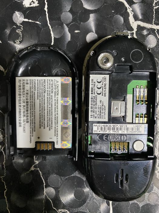 Телефон Motorola V80
