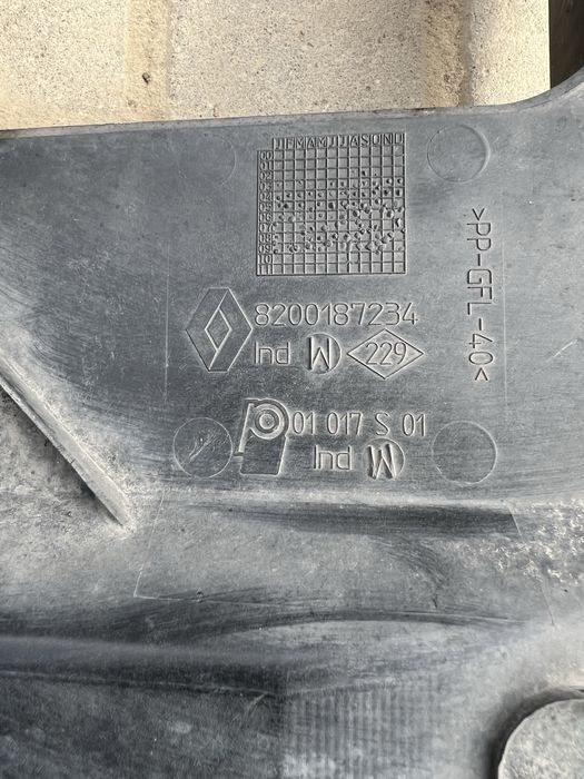 Pas przedni okular master movano II 2,5 dci