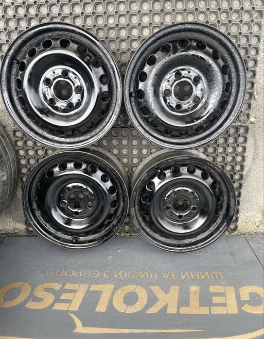 Диски металеві 5/112 r15 Mercedes