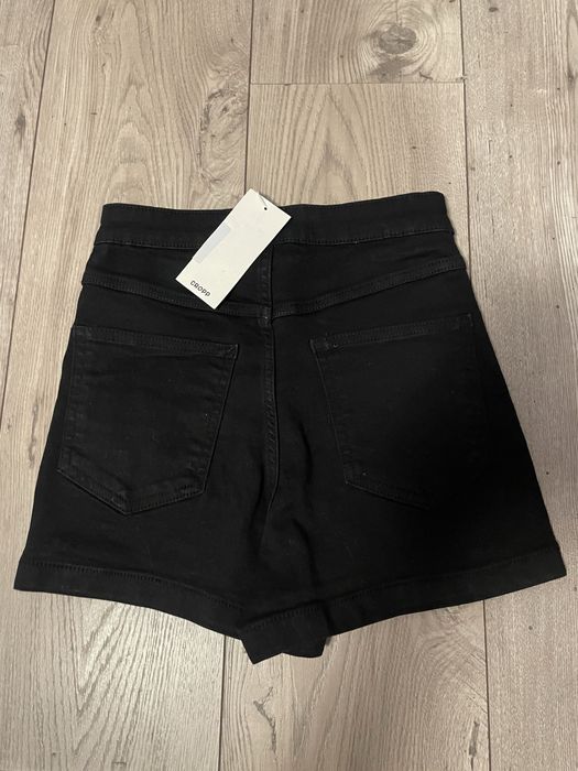 Krótkie spodenki cropp 34