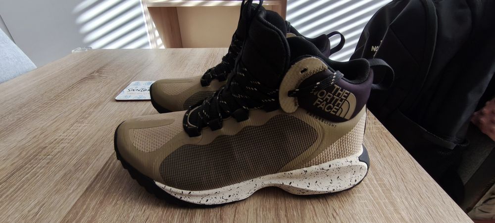 Nowe oryginalne buty The North Face Futurelight