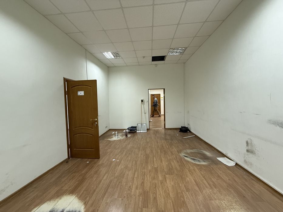 Чикаленка 25 Оренда фасадного приміщення 300м2 БЕЗ КОМІСІЇ