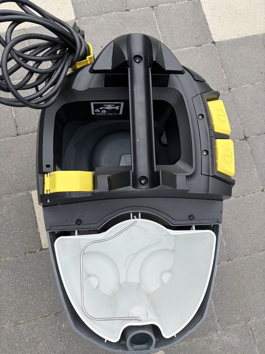 Karcher Puzzi 8/1