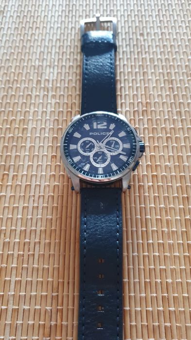 Relógio POLICE autêntico em excelente estado