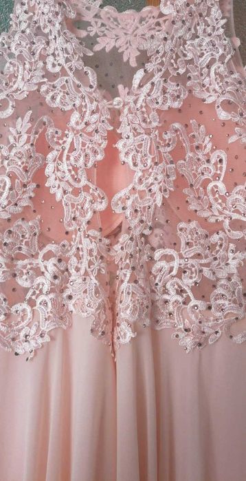 Suknia pudrowy róż rozmiar 36