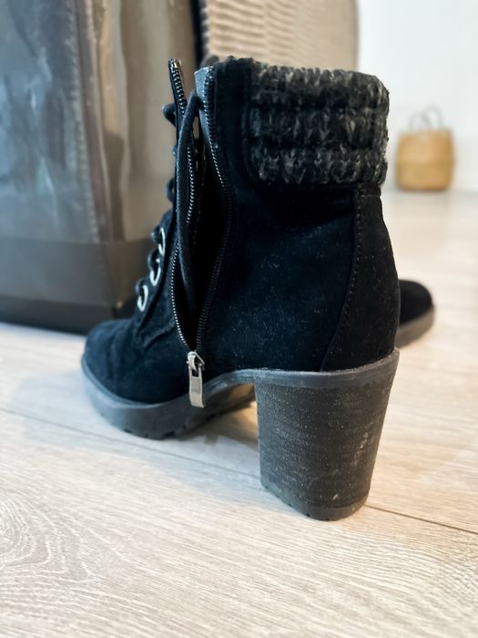 Botas Pretas CGuimarães