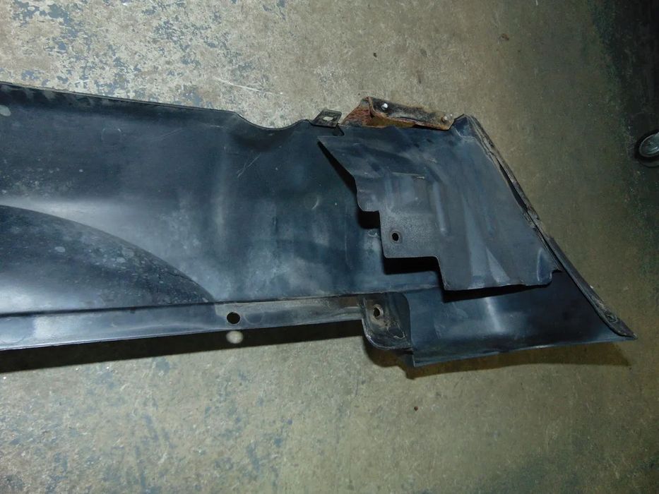 Mitsubishi Pajero para-choques