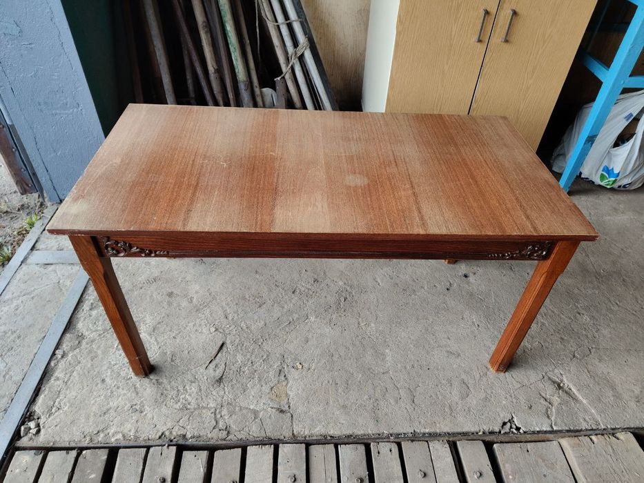 Стол строительный маленький и журнальный столик