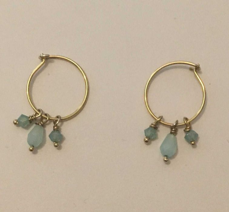 Fio e brincos em aço com banho de ouro