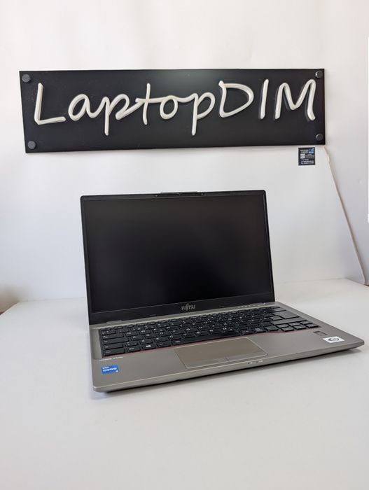 Ультрабук Fujitsu LIFEBOOK U7411/i5-1135G7/16GB/256GB/FHD/14"/Ноутбук/Сучасний/Супертонкий/ОПТ/Роздріб/По перерахунку/для навчання/бізнесу/роботи