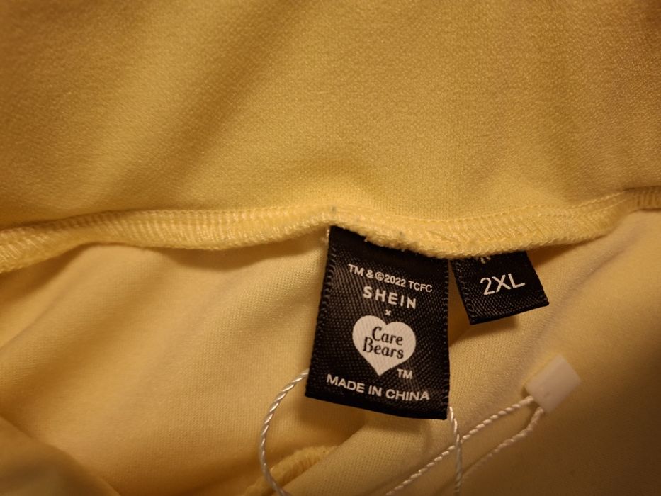 Спідниця жовта цікава з принтом