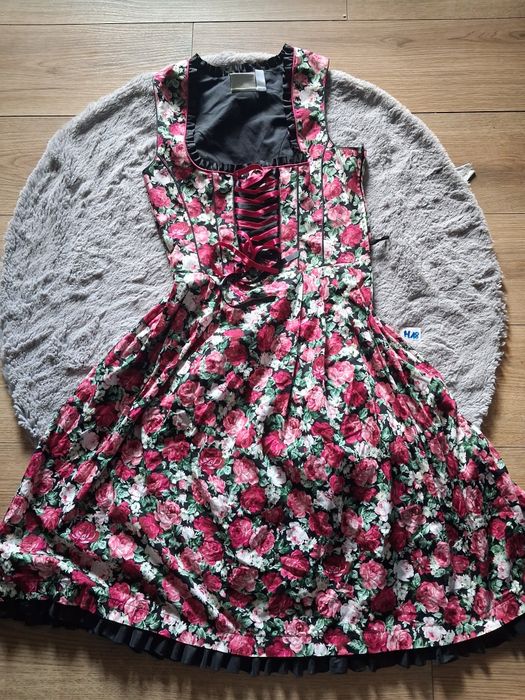 Urocza bawarska sukienka Oktoberfest Dirndl flork rozmiar M