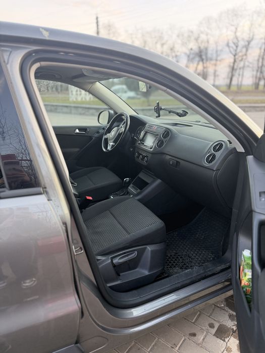 tiguan volkswagen 2011