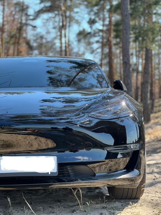 Продам Tesla model 3