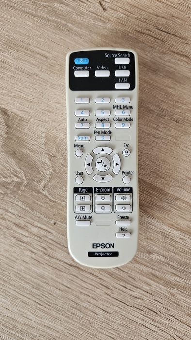 Projektor Epson EB-585W – Ultra Short Throw, WX