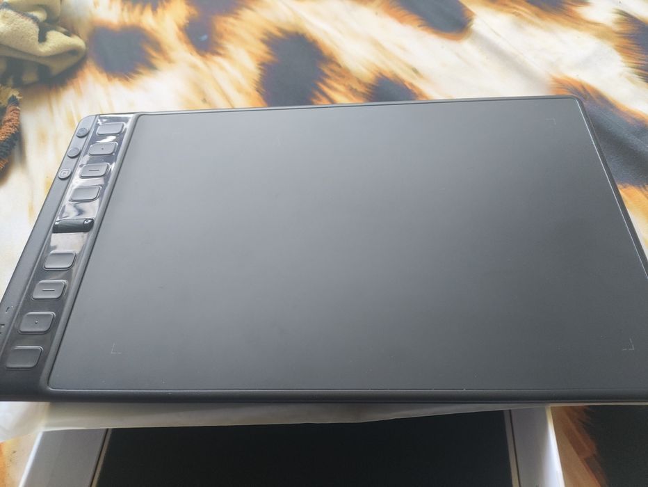 Графічний планшет Huion Inspiroy 2 M (H951P)