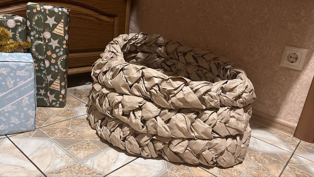 Кошик, спідниця під ялинку