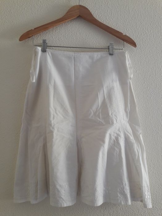Várias saias de verão