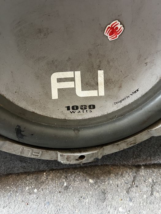 сабвуфер FLI Trap 12 Active-F6