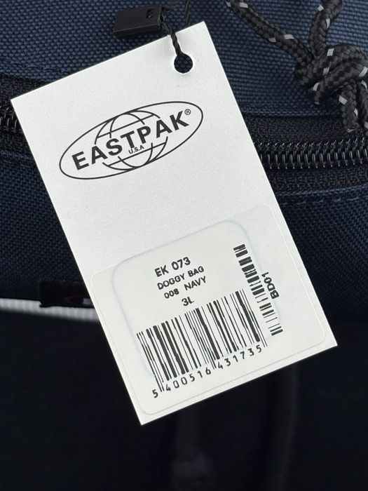 Сумка через плече/на пояс Eastpak Doggy Bag 3L EK073 синя.