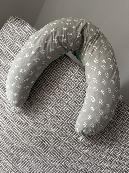 Подушка для кормления