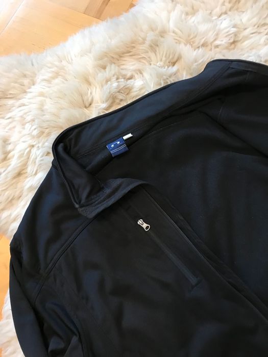 Czarna kurtka przejściowa softshell L