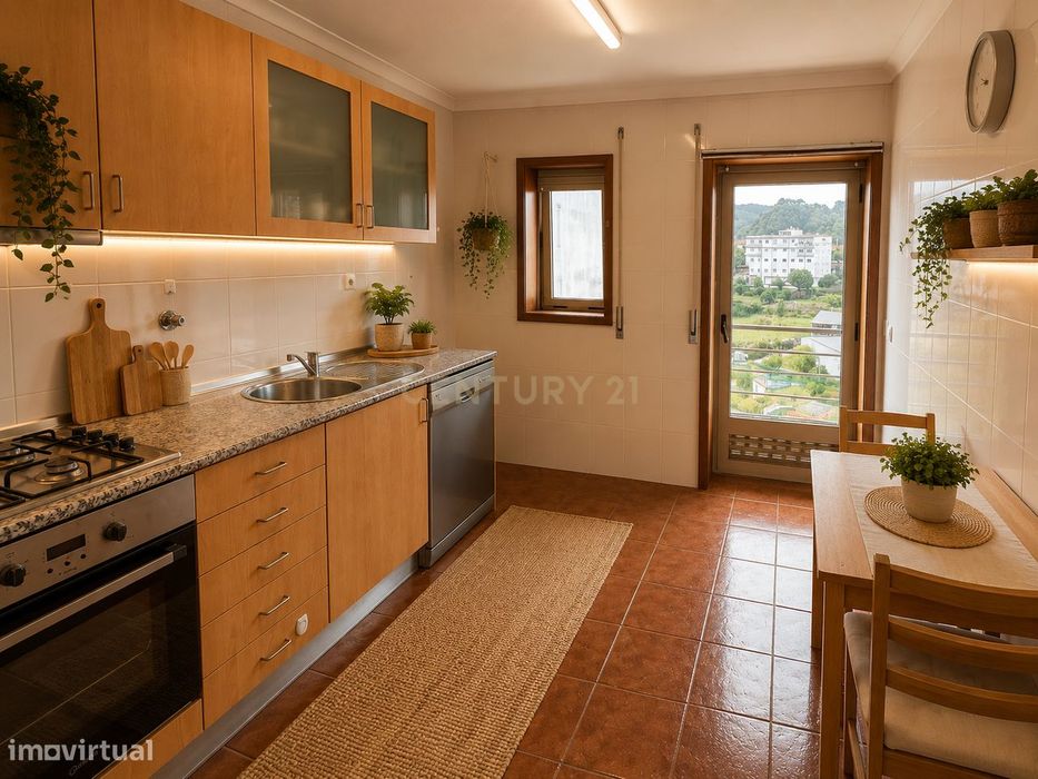 T2 ultimo piso junto ao centro- paredes