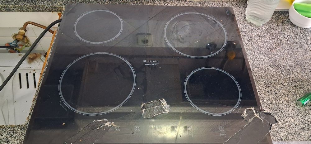 Placa de indução Ariston