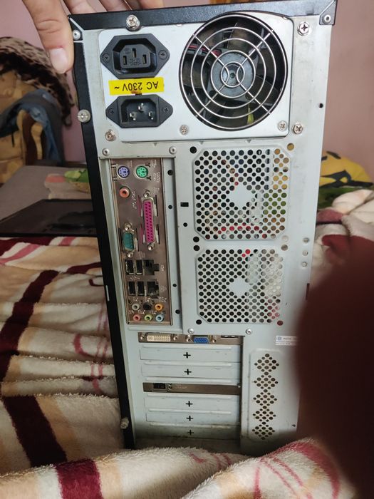 Системний блок , повністю справний