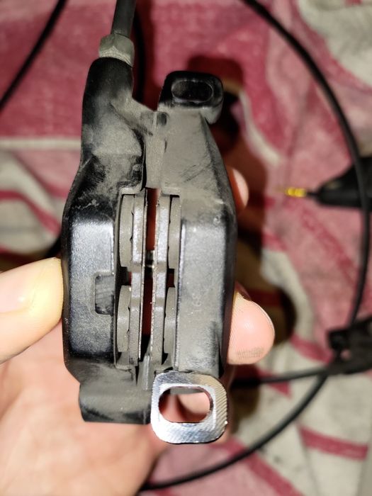 Sram DB8 przód i tył