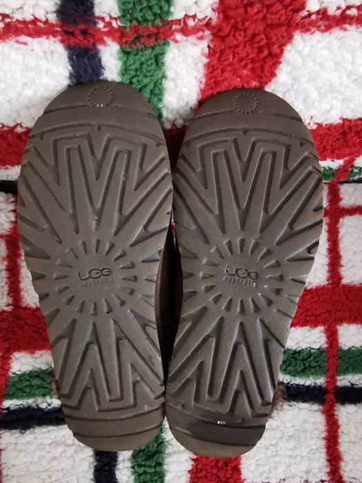 Ugg Australia Meadow Oryginalne śniegowce saszki mukluki 39