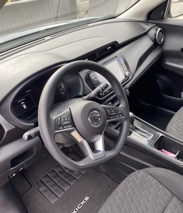 Nissan Kicks  2021