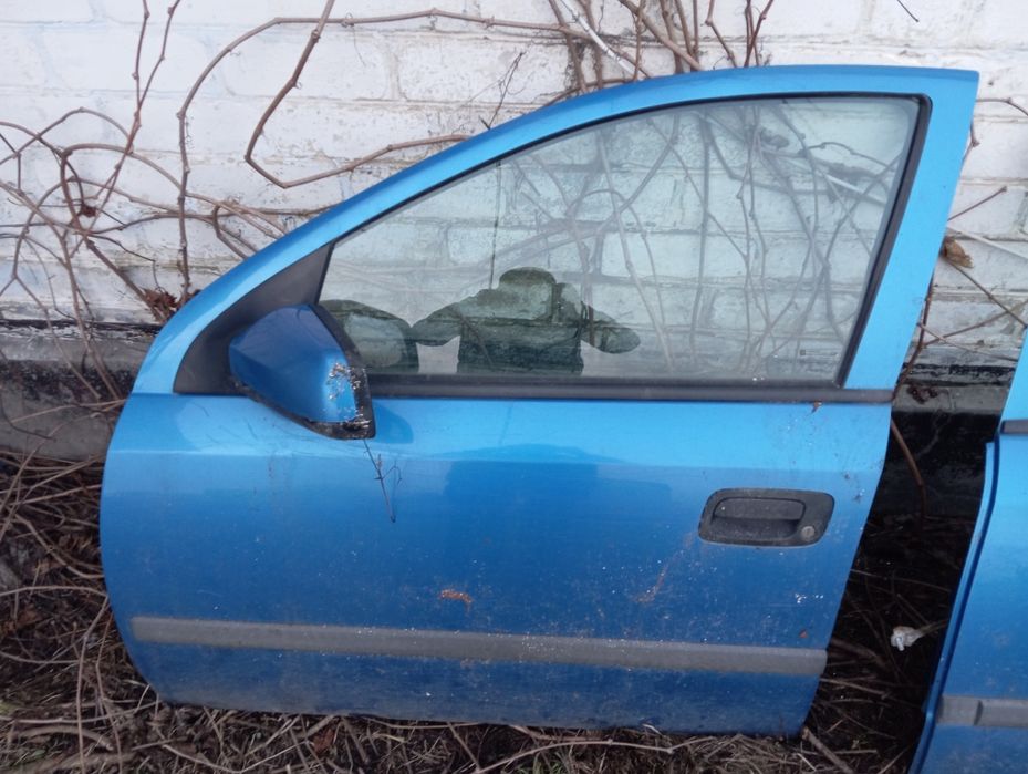 Продам двері Опель Астра G