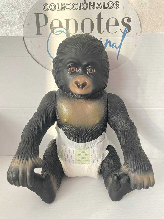 Іспанська вінілова лялька DESTOYS