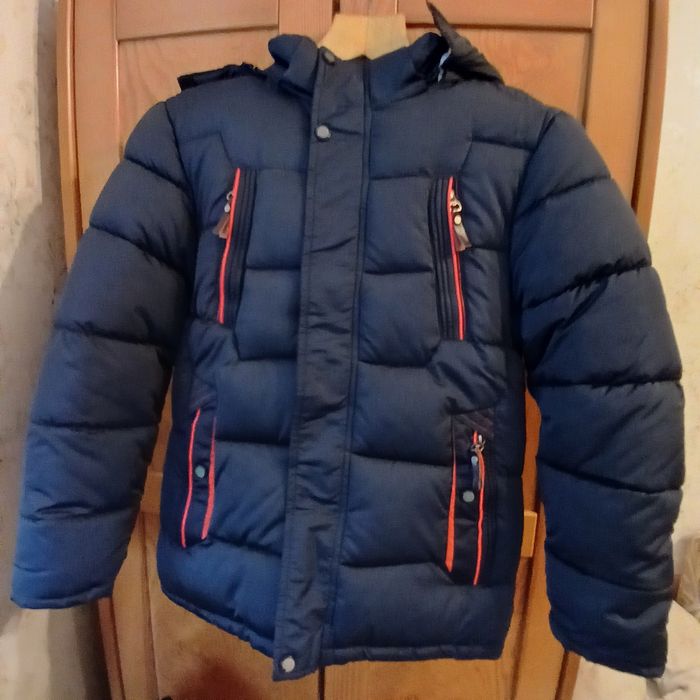 Дитяча зимова куртка на зріст 152-158 см