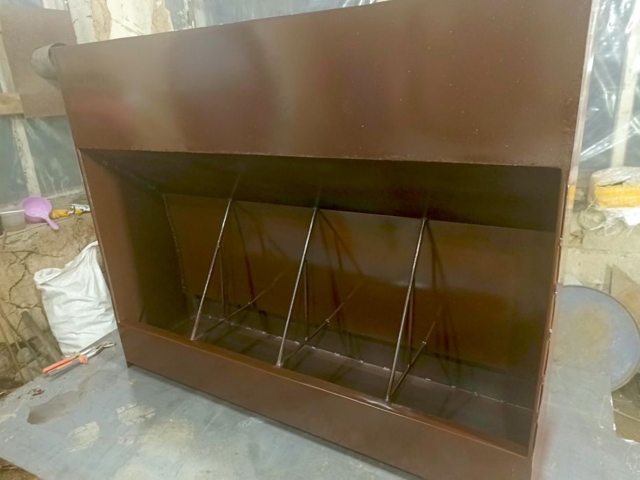 Будкерная кормушка