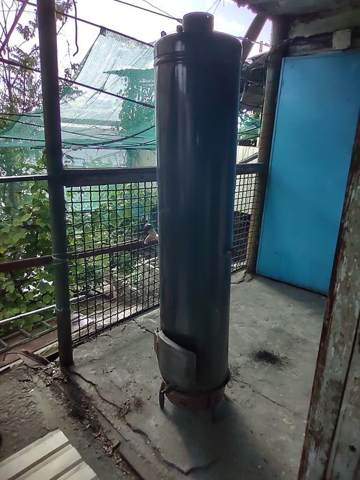 Титан на дровах продам