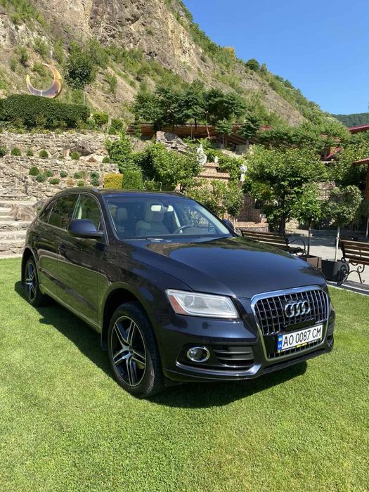 Audi Q5.