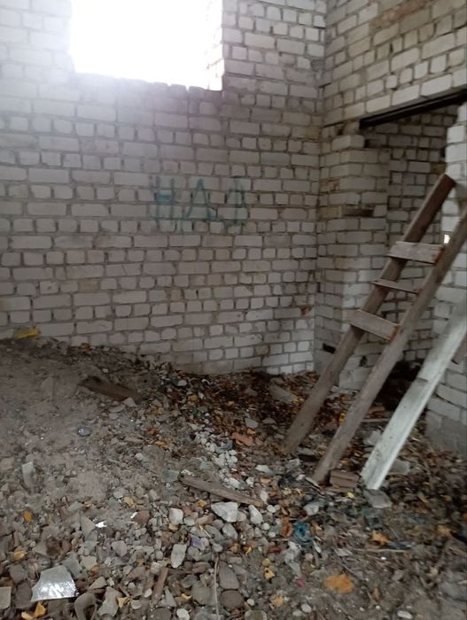 Сдам дом 2ух эт под ремонт 150м2