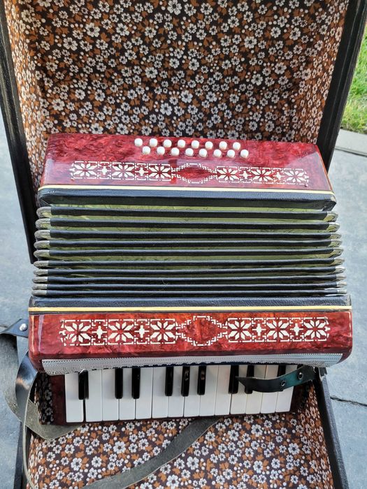 Akordeon guzikowy Malysz ZSRR
