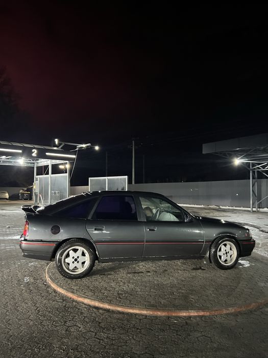 Opel Vectra 2.0 ohc (GT)