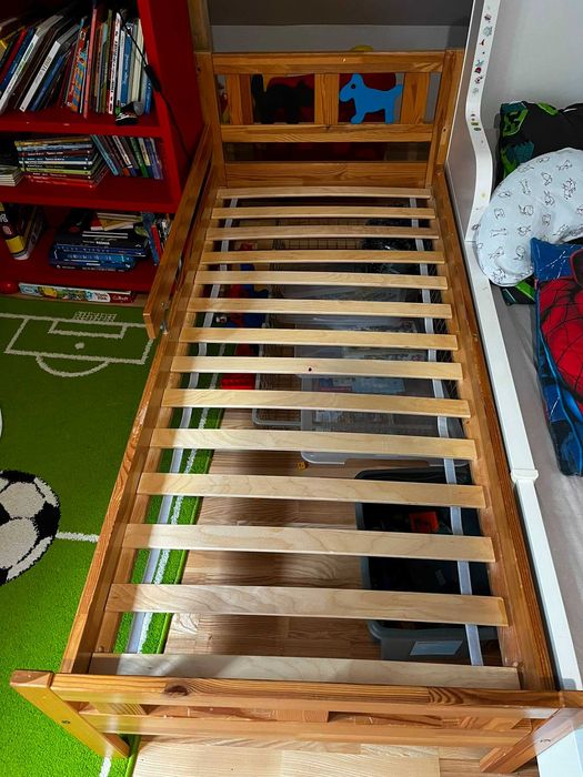 IKEA KRITTER łóżko dziecięce 70x160 drewniane + stelaż (bez materaca) + barierka