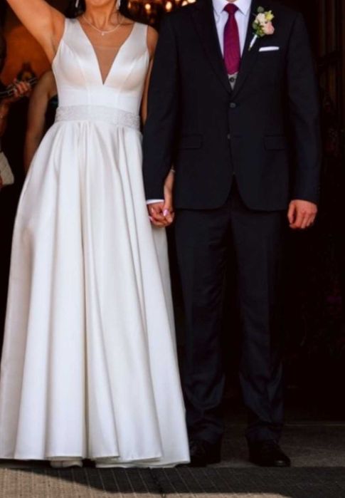 Suknia ślubna (2025)