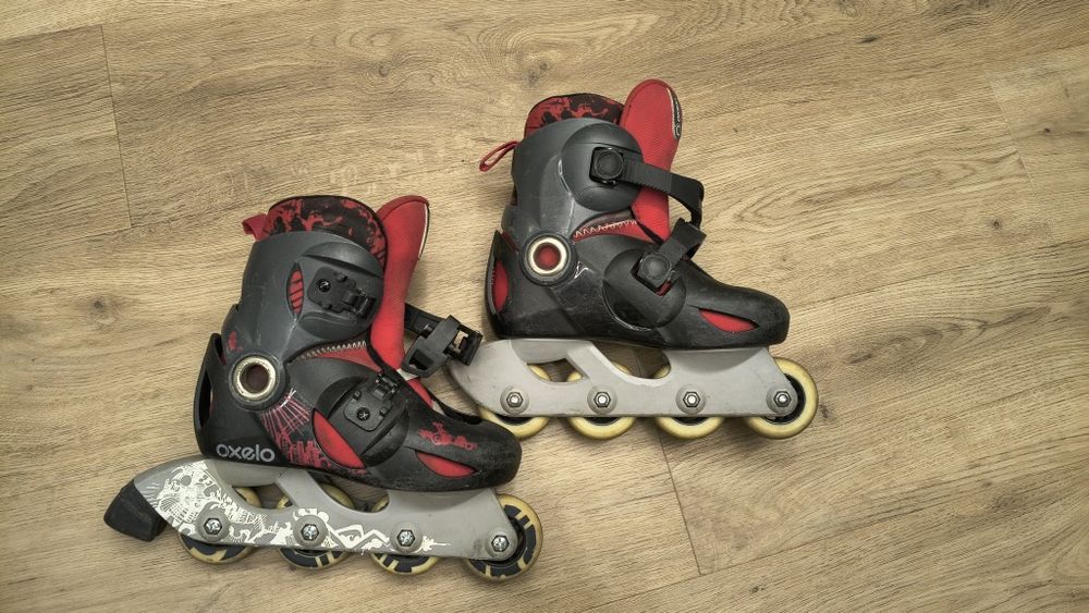 Rolki meteor regulowane 34-37 + oxelo czerowne - 2 sztuki